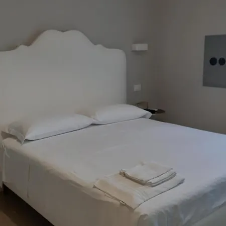 B&B Suite 44-3